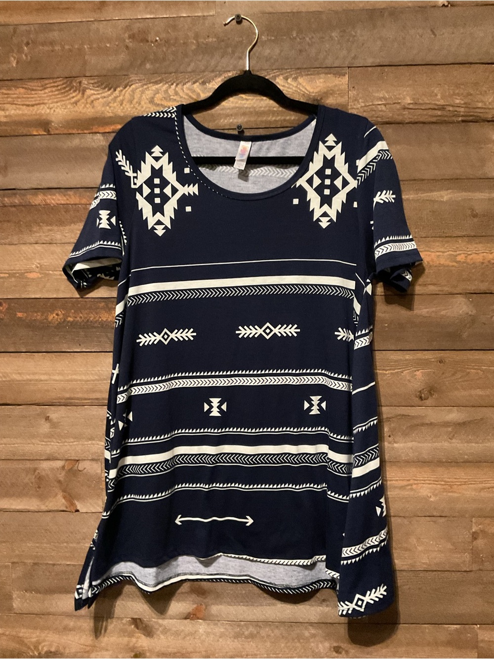Lularoe Perfect T Navy Blue And White Aztec Pattern Short Sleeve Top Size Medium